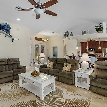 Luxury Home, Hot Tub, Heated Pool, Tiki Bar - Villa Spain Cape Coral Exterior photo