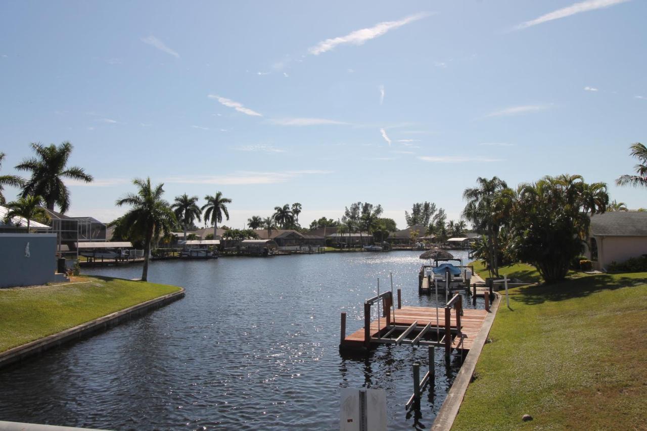 Luxury Home, Hot Tub, Heated Pool, Tiki Bar - Villa Spain Cape Coral Exterior photo