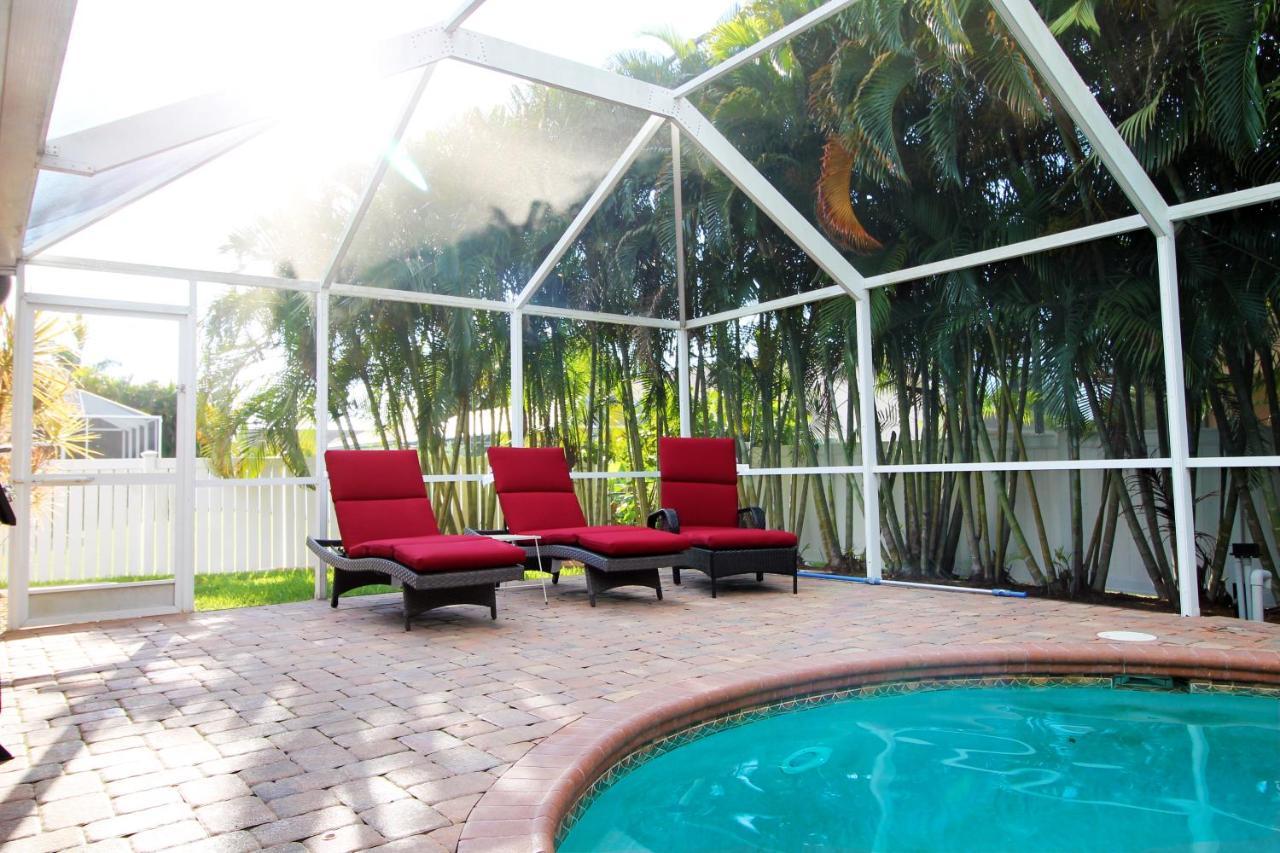 Luxury Home, Hot Tub, Heated Pool, Tiki Bar - Villa Spain Cape Coral Exterior photo